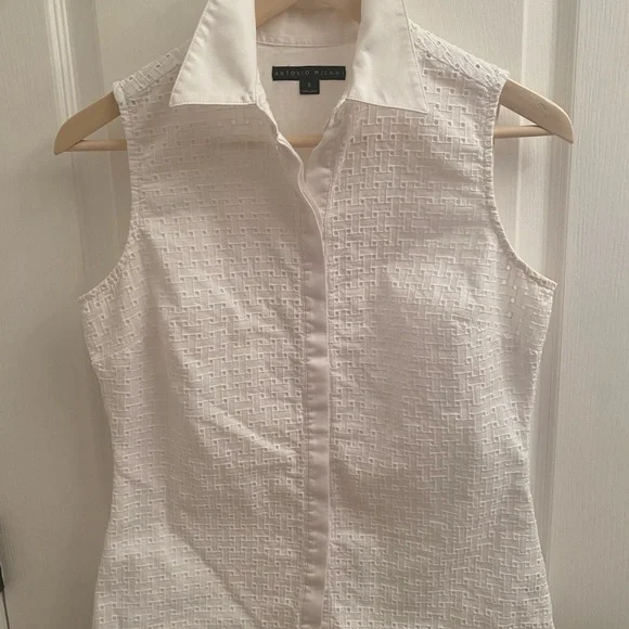 Antonio Melani White Sleeveless Top - Picture 1 of 5